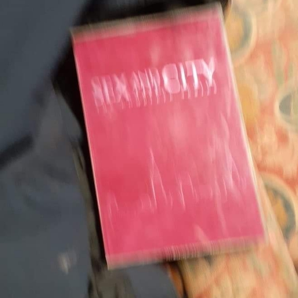 The complete set of DVDs of sex in the city with b - Picture 2 of 8